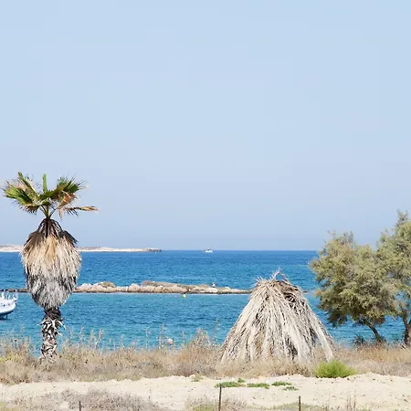 Seaside Paros - בית נופש *